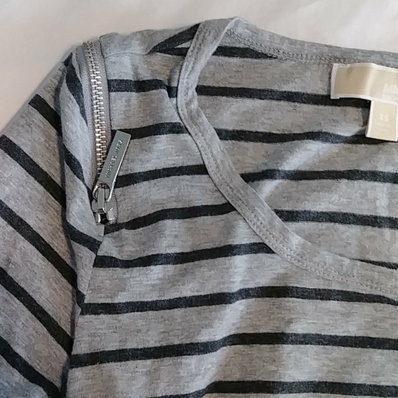 Michael Kors Top - Picture 3 of 5
